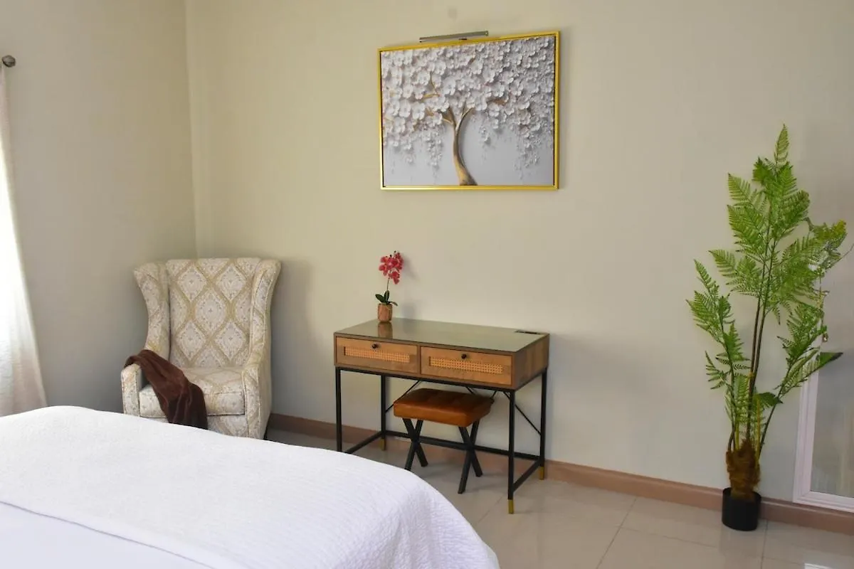 Experience Luxury & Serenity-Your Perfect Getaway Ocho Rios Casa vacanze